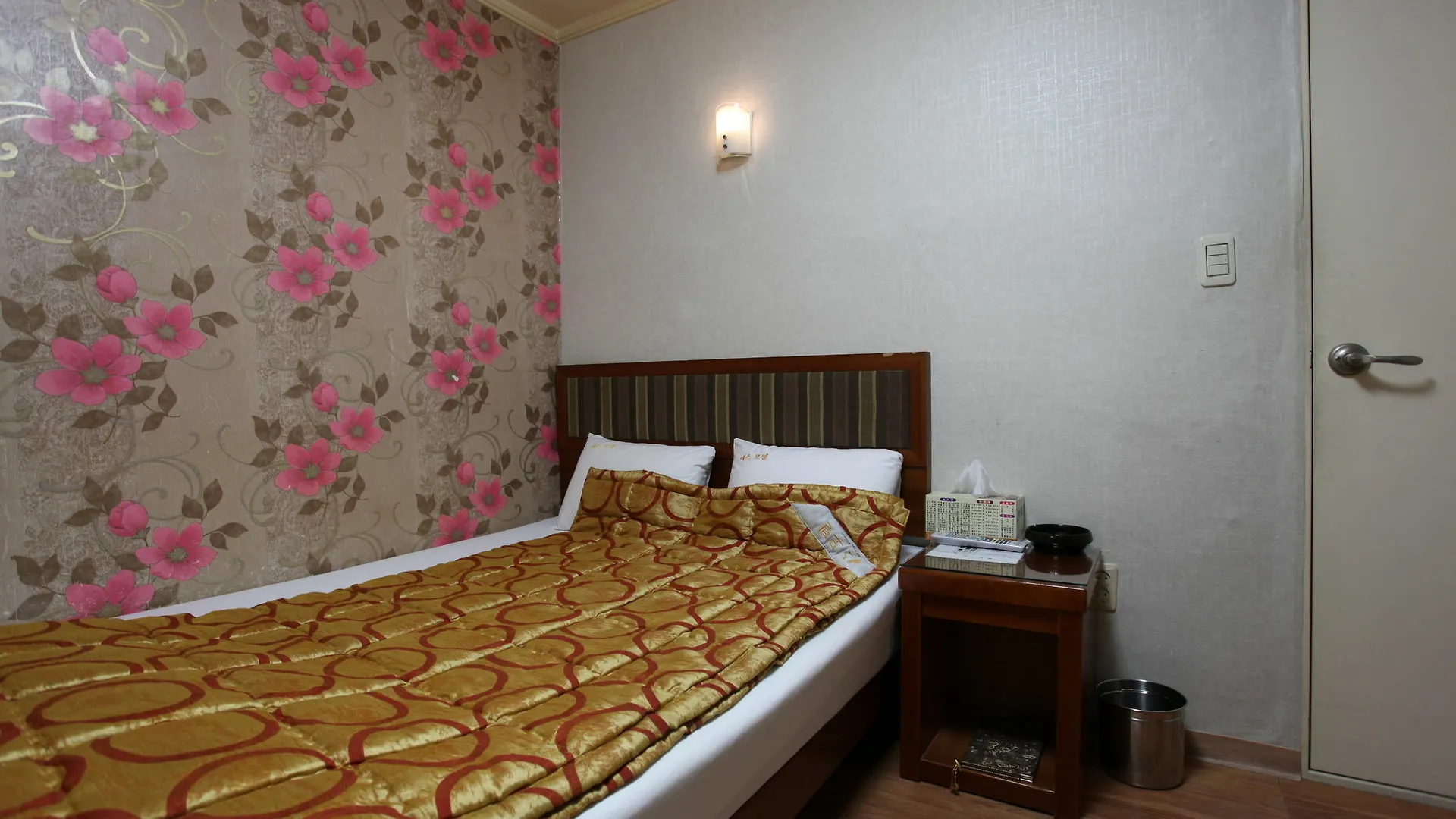 סיאול Yes Motel